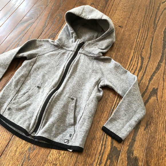 GAP Fit Kids Boys 2Y Dark Heathered Gray Performance Full-Zip Tech Hoodie - Picture 2 of 6